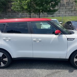 صورة 9 لـ 2017 KIA SOUL +