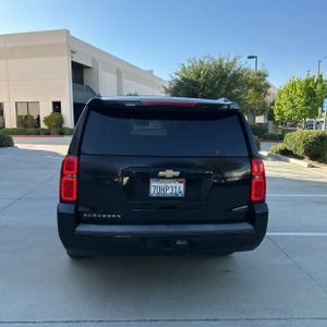 CHEVROLET SUBURBAN LS - 7