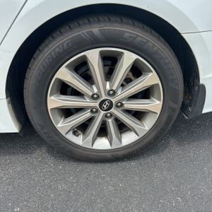 صورة مصغرة 18 لـ 2017 Hyundai SONATA LIMITED