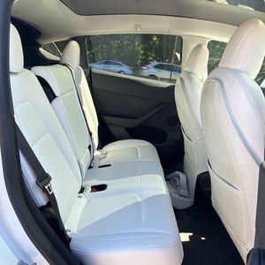 2022 Tesla MODEL Y LONG RANGE 缩略图 35