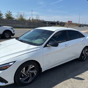 HYUNDAI ELANTRA SEL SPORT - 2