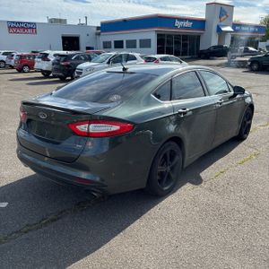 FORD FUSION SE - 8