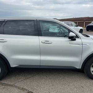 2026 KIA SORENTO LX 缩略图 11