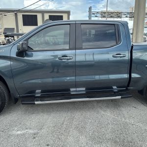 صورة 4 لـ 2020 Chevrolet SILVERADO 1500 RST