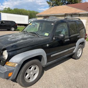 JEEP LIBERTY SPORT - 2