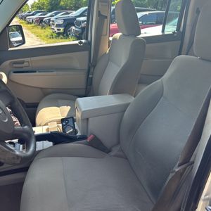 2008 JEEP LIBERTY SPORT 缩略图 32
