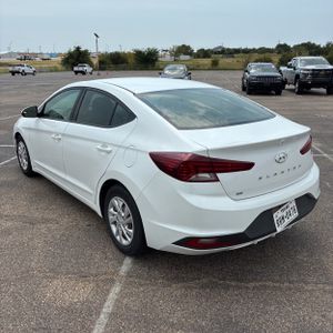 2019 Hyundai ELANTRA SE 照片 5