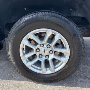2025 Chevrolet SILVERADO 1500 RST — миниатюра 18