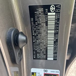2018 Toyota COROLLA LE — миниатюра 52