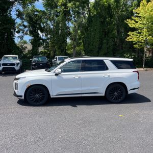 صورة 3 لـ 2025 Hyundai PALISADE CALLIGRAPHY NIGHT EDITION