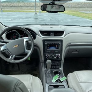 2015 Chevrolet TRAVERSE LT — миниатюра 35