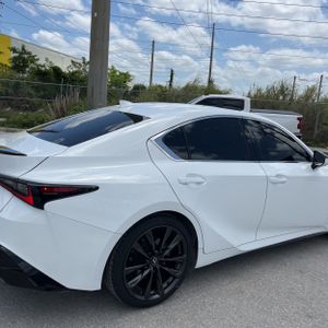 LEXUS IS 350 F SPORT DESIGN - 9