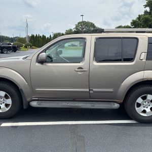 صورة 4 لـ 2005 Nissan PATHFINDER SE