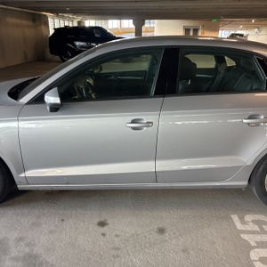 Audi A3 1.8T Premium - 4