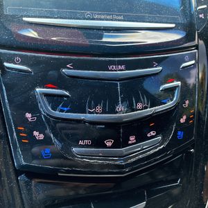 صورة مصغرة 64 لـ 2017 Cadillac ESCALADE ESV PLATINUM