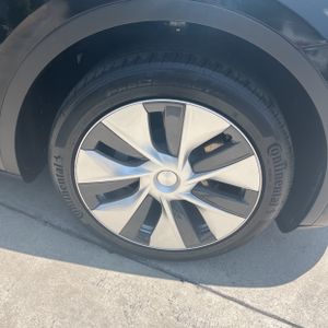 صورة مصغرة 20 لـ 2021 Tesla MODEL Y STANDARD RANGE