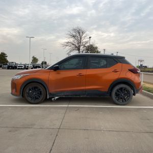 صورة 3 لـ 2023 Nissan KICKS SV