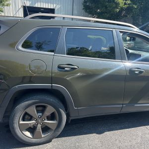 صورة 9 لـ 2017 JEEP CHEROKEE LATITUDE