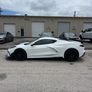CHEVROLET CORVETTE STINGRAY - 3