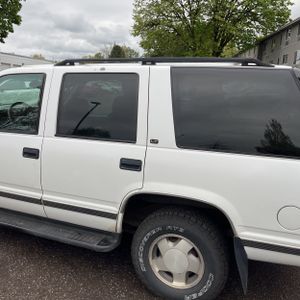 CHEVROLET TAHOE LS - 6