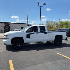 CHEVROLET SILVERADO 1500 CUSTOM - 3
