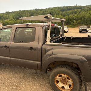 2015 Toyota TACOMA V6 photo 6