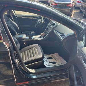 2014 FORD FUSION SE 缩略图 33