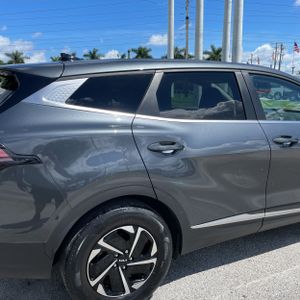 2023 KIA SPORTAGE HYBRID LX — фото 9