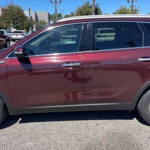 صورة 4 لـ 2017 KIA SORENTO LX