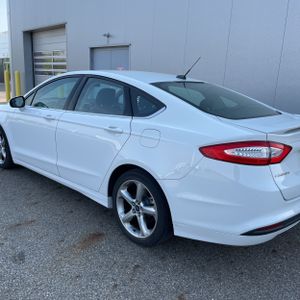 FORD FUSION SE - 5