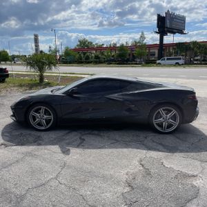 CHEVROLET CORVETTE STINGRAY - 3