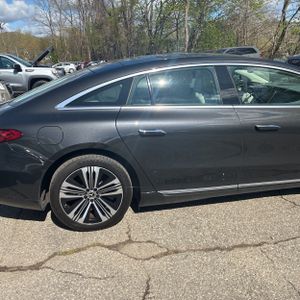 MERCEDES-BENZ EQS - 9