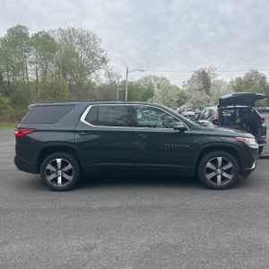 CHEVROLET TRAVERSE - 10