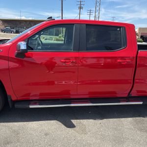 صورة 4 لـ 2024 Chevrolet SILVERADO 1500 LT