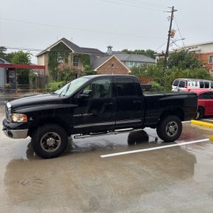 2004 Dodge RAM 2500 SLT 照片 3