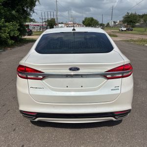 FORD FUSION SE - 7