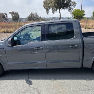 FORD F-150 XLT - 4