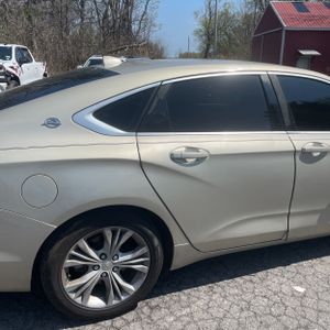 CHEVROLET IMPALA LT - 9