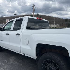 CHEVROLET SILVERADO 1500 LS - 6