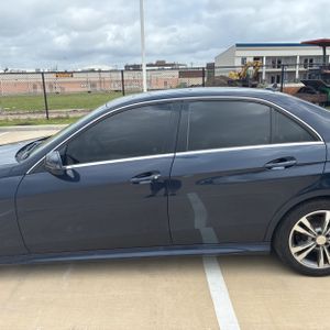 MERCEDES-BENZ E-CLASS - 4