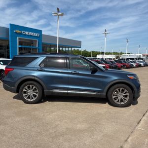 FORD EXPLORER XLT - 10