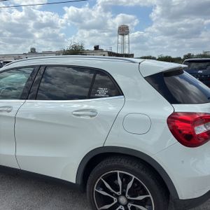 MERCEDES-BENZ GLA - 6