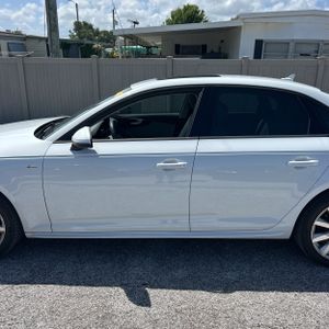 AUDI A4 2.0T ULTRA PREMIUM - 4