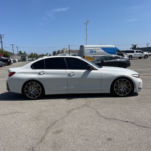 صورة 10 لـ 2023 BMW M340I