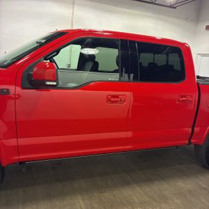 FORD F-150 LARIAT - 4