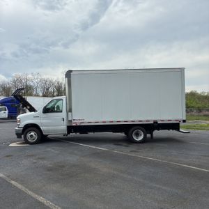 FORD COMMERCIAL VANS - 3