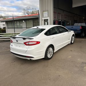FORD FUSION ENERGI SE LUXURY - 8