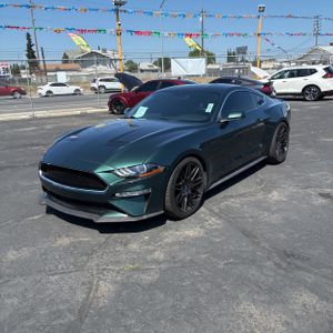 FORD MUSTANG BULLITT - 1