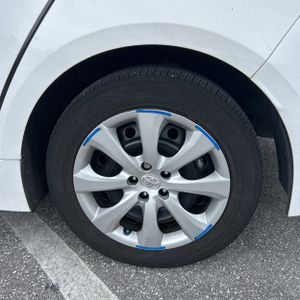 2024 Toyota COROLLA LE — миниатюра 18
