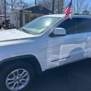 JEEP GRAND CHEROKEE LAREDO E - 2